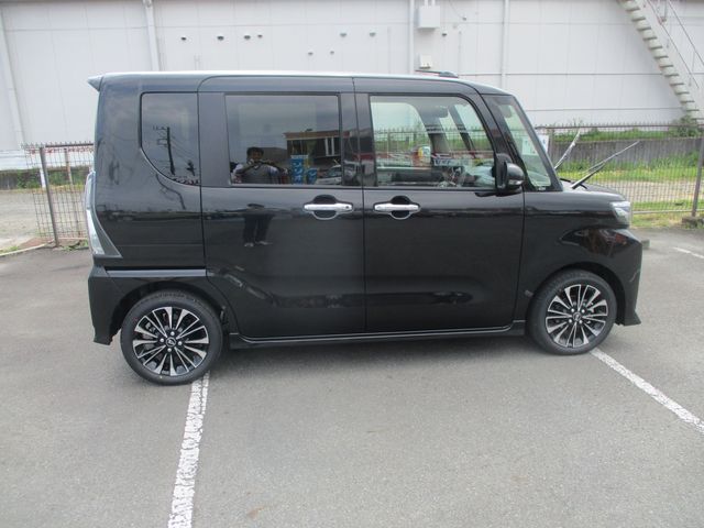Daihatsu TANTO CUSTOM 2023-11 184452-3