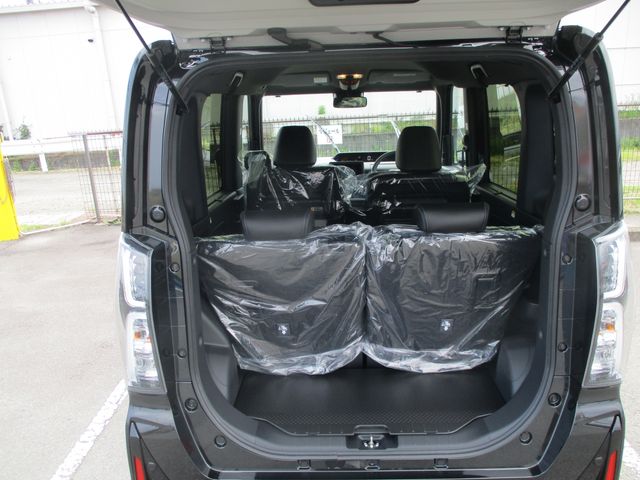 Daihatsu TANTO CUSTOM 2023-11 184452-6