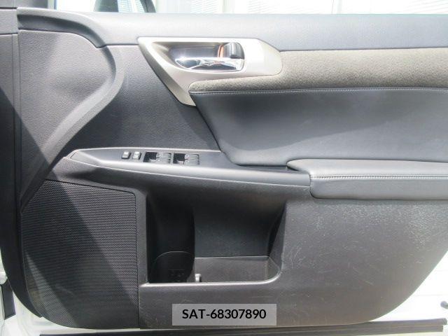 Lexus CT 2017-03 275181-12