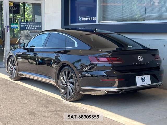 VolksWagen ARTEON 2018-01 370625-18