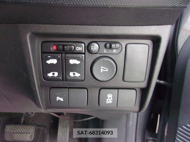 Honda FREED SPIKE 2012-11 383490-6