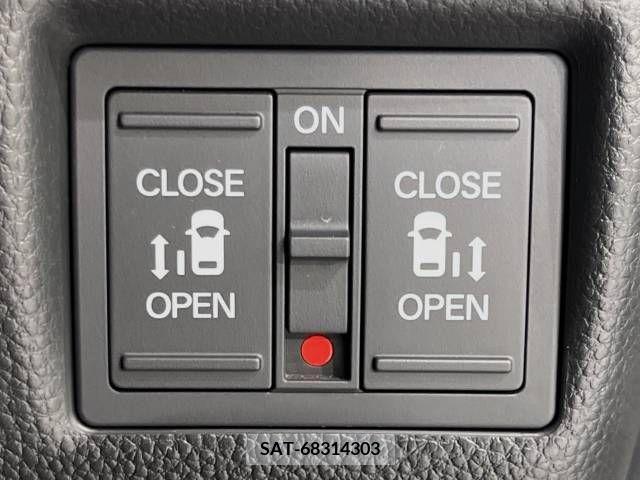 Honda N BOX CUSTOM 2017-09 364944-3