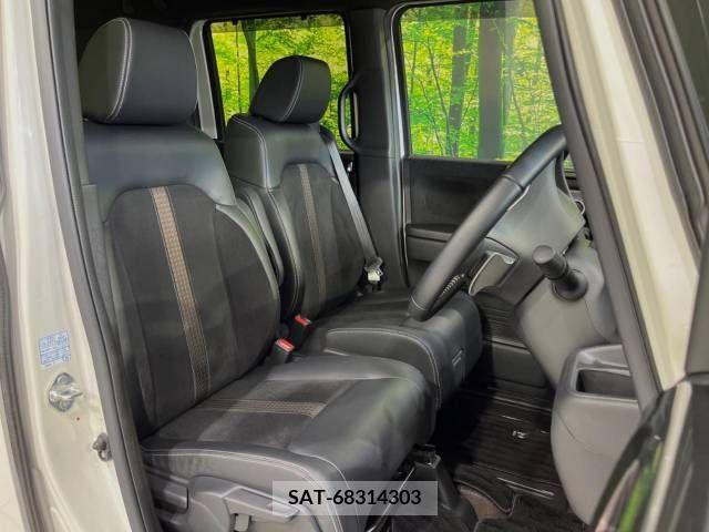 Honda N BOX CUSTOM 2017-09 364944-8