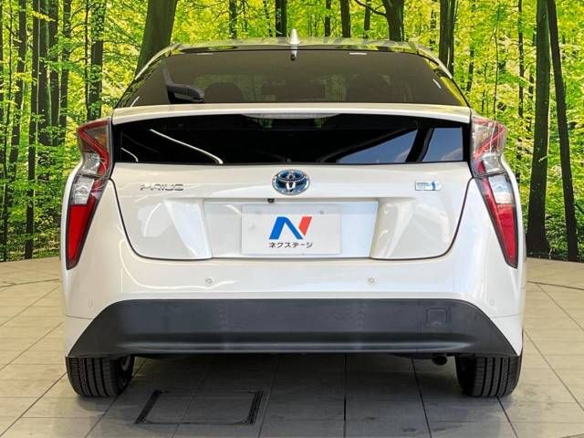 Toyota PRIUS 2016-10 10568-15