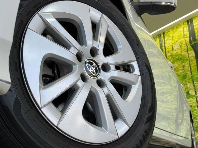 Toyota PRIUS 2016-10 10568-13