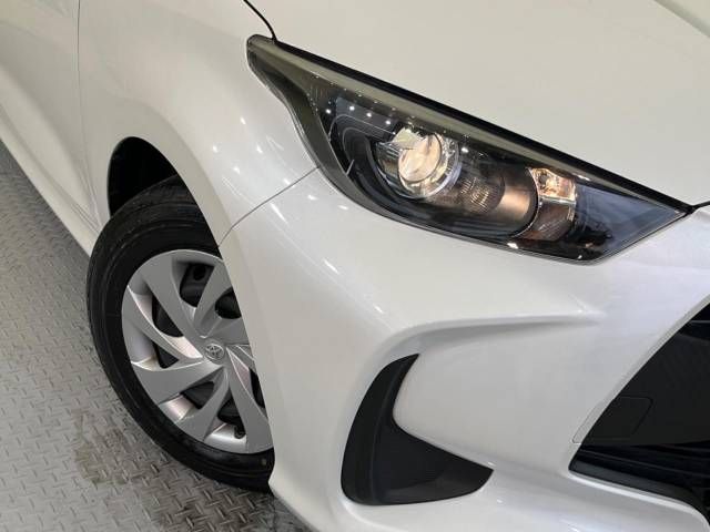 Toyota YARIS 2023-04 185163-12