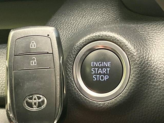 Toyota YARIS 2023-04 185163-7