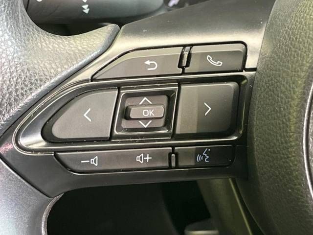 Toyota YARIS 2023-04 185163-6