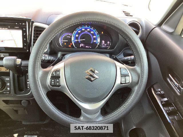 Suzuki SPACIA 2015-09 368654-13