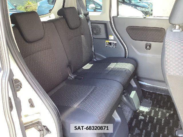 Suzuki SPACIA 2015-09 368654-9