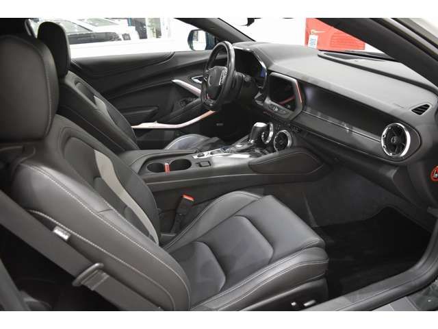 Chevrolet CAMARO 2020-10 17828-16