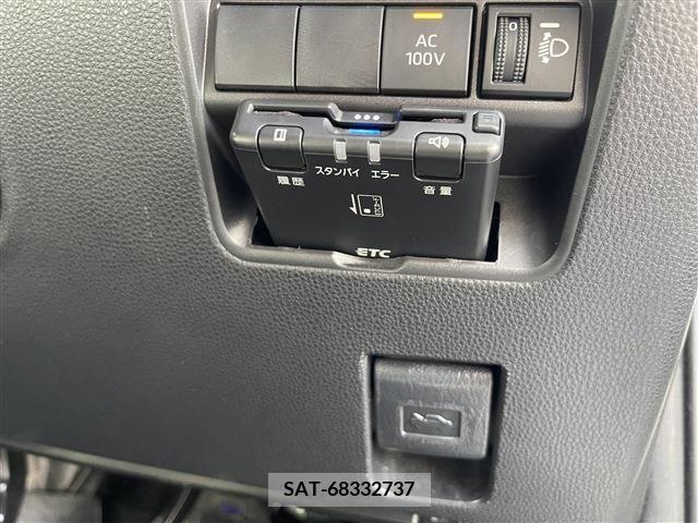 Toyota AQUA 2021-08 395669-12