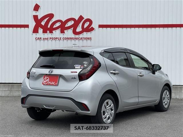 Toyota AQUA 2021-08 395669-2