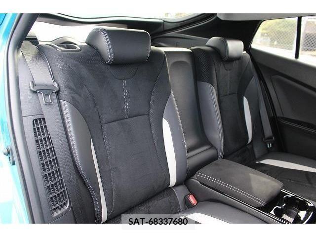 Toyota PRIUS PHV 2017-12 206595-15
