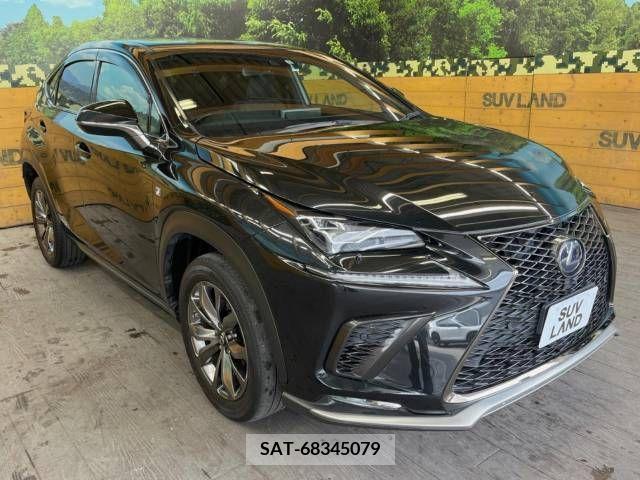Lexus NX 2019-05 300555-15