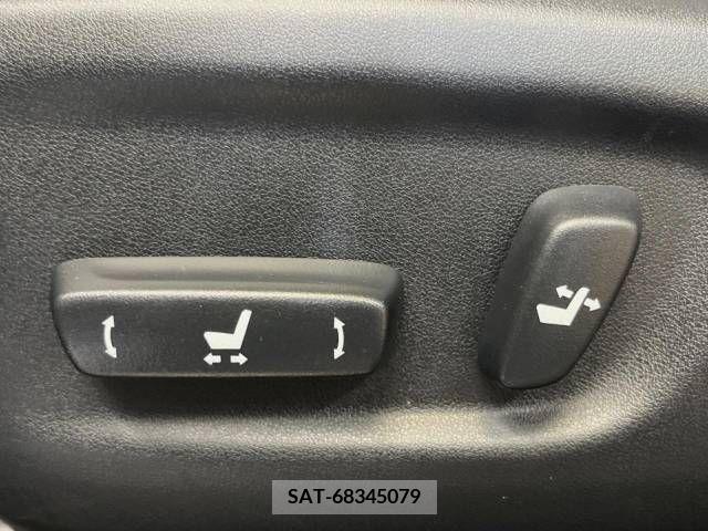 Lexus NX 2019-05 300555-6