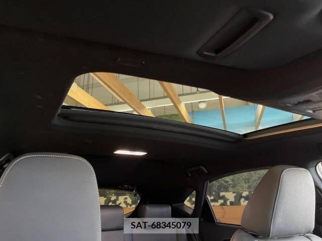 Lexus NX 2019-05 300555-4