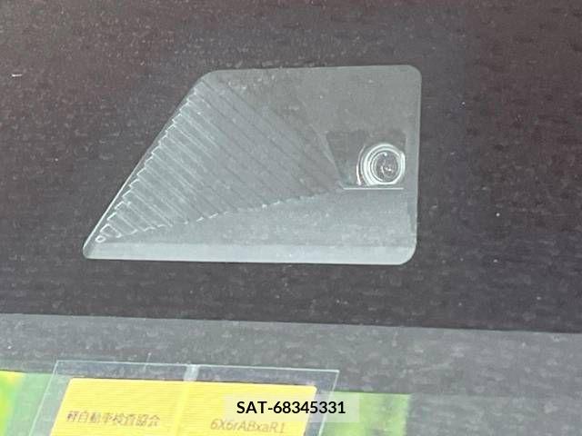 Honda N BOX 2019-02 278587-2
