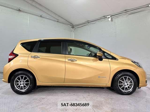 Nissan NOTE 2017-01 227179-7