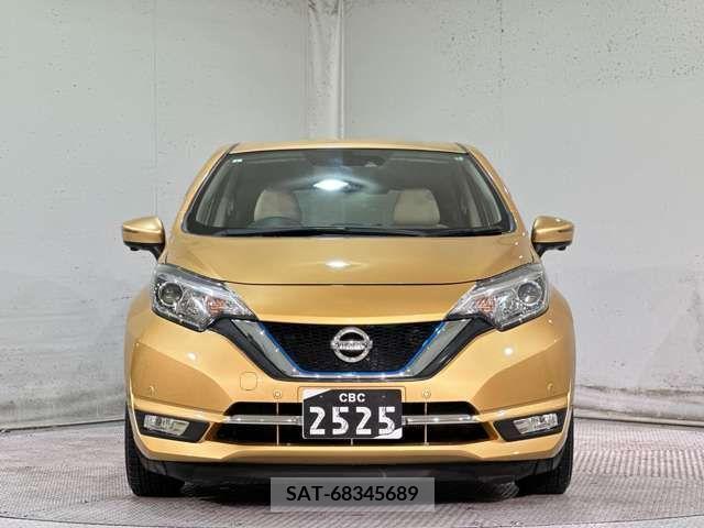 Nissan NOTE 2017-01 227179-6