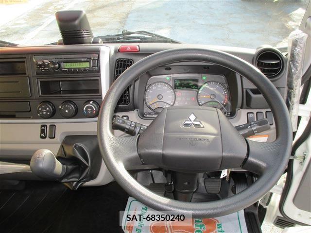 Mitsubishi CANTER 2023-12 207109-9