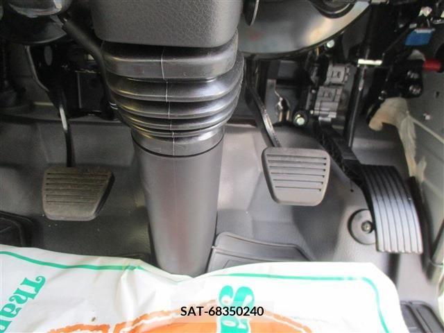 Mitsubishi CANTER 2023-12 207109-12
