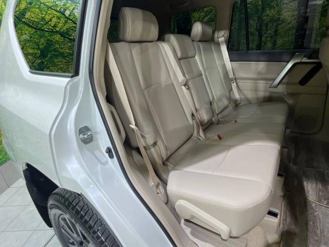 Toyota PRADO 2023-03 18735-8