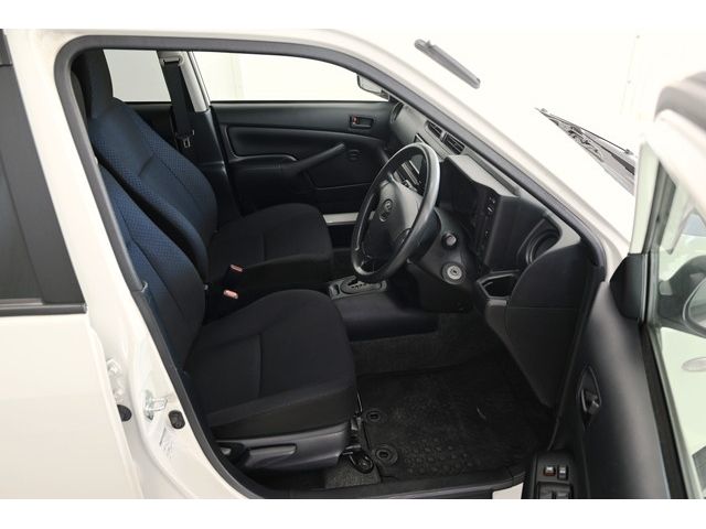 Toyota SUCCEED VAN 2017-11 26805-6