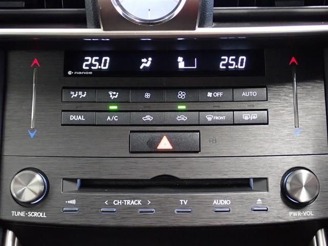 Lexus IS 2019-10 16543-18