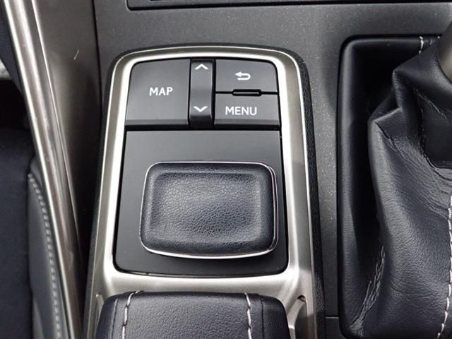 Lexus IS 2019-10 16543-17