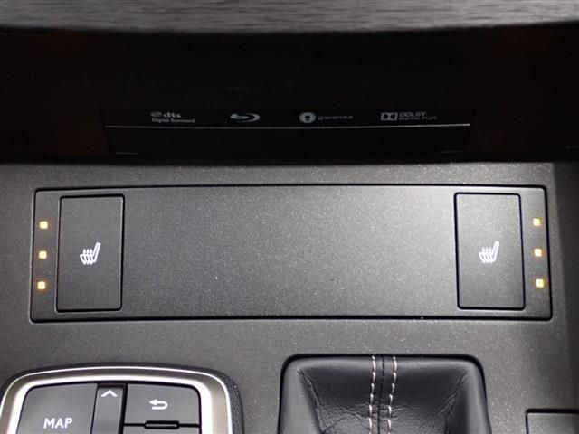 Lexus IS 2019-10 16543-29