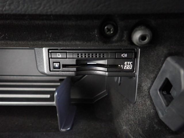 Lexus IS 2019-10 16543-13