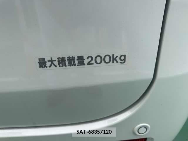 Suzuki SPACIA 2022-08 378650-9