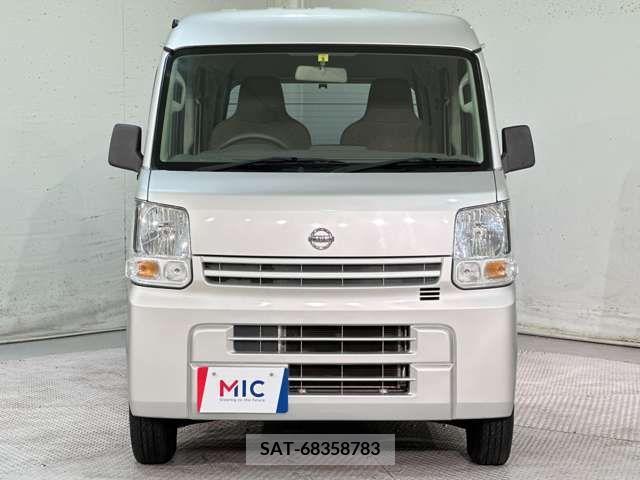 Nissan CLIPPER 2015-03 302158-6
