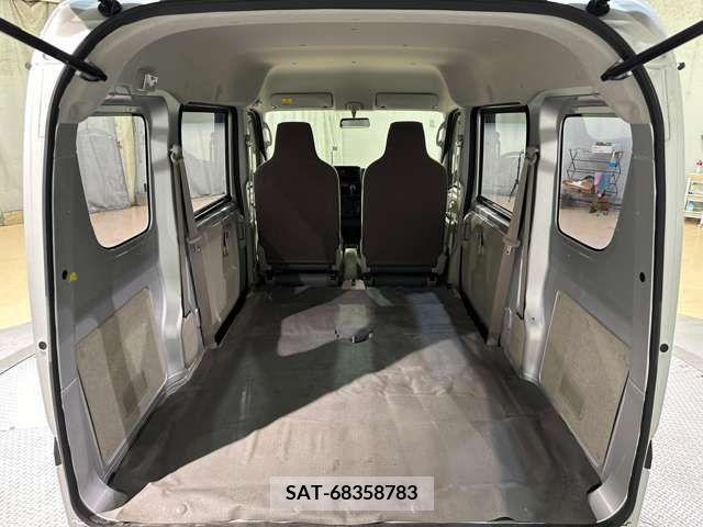 Nissan CLIPPER 2015-03 302158-19