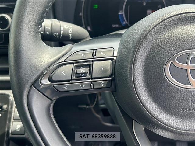 Toyota SIENTA 2022-09 298379-16