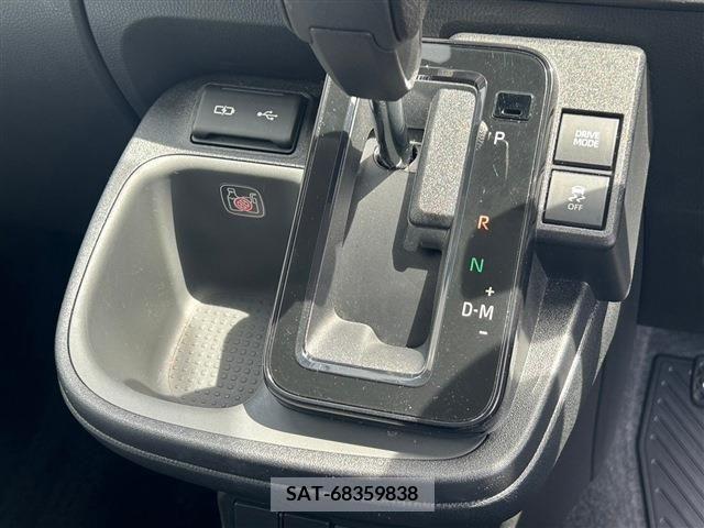 Toyota SIENTA 2022-09 298379-22