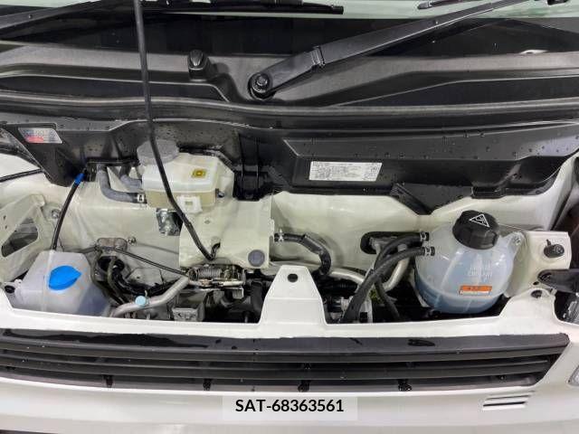 Suzuki EVERY 2020-08 215987-18