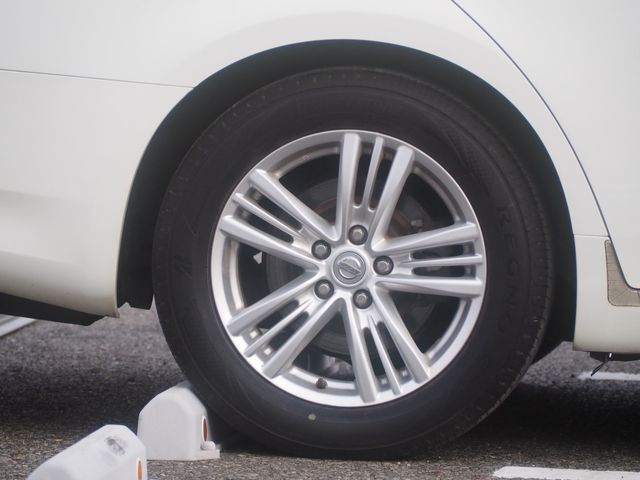 Nissan SKYLINE 2010-09 1479-6