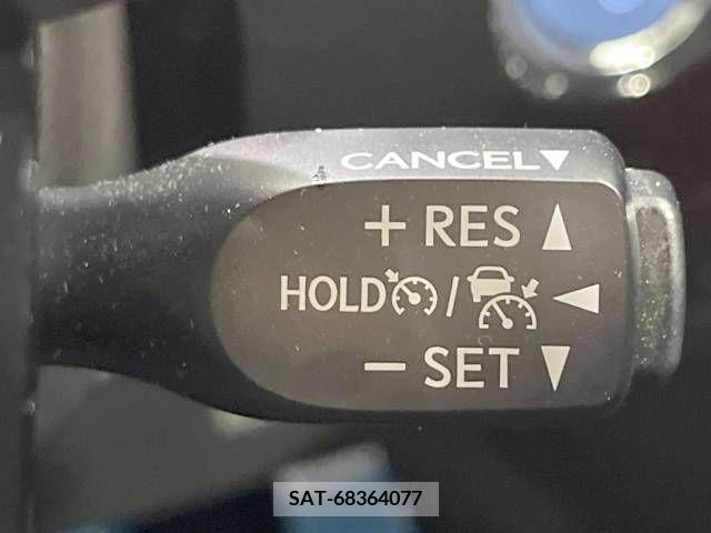 Toyota PRIUS 2021-04 282002-6