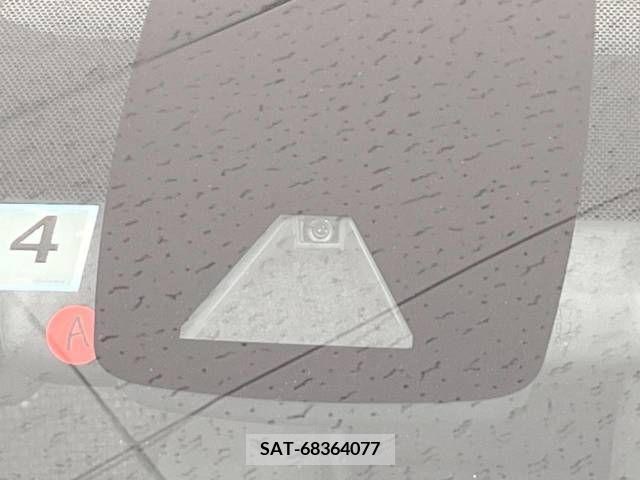 Toyota PRIUS 2021-04 282002-4