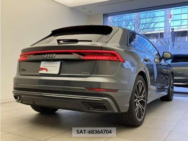 Audi Q8 2023-08 214243-1