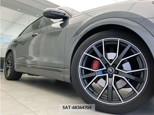 Audi Q8 2023-08 214243-6