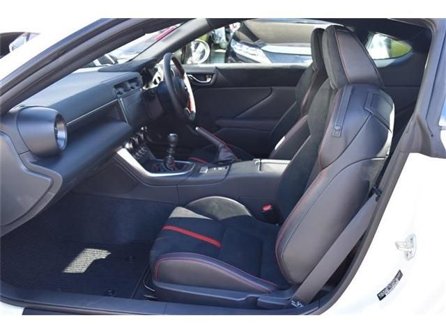 Subaru BRZ 2023-06 187591-23