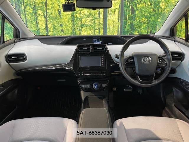 Toyota PRIUS 2019-11 322456-1
