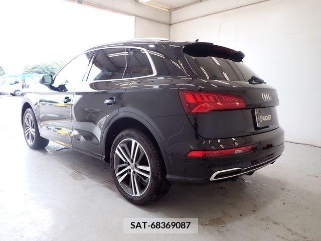 Audi Q5 2019-09 356598-2