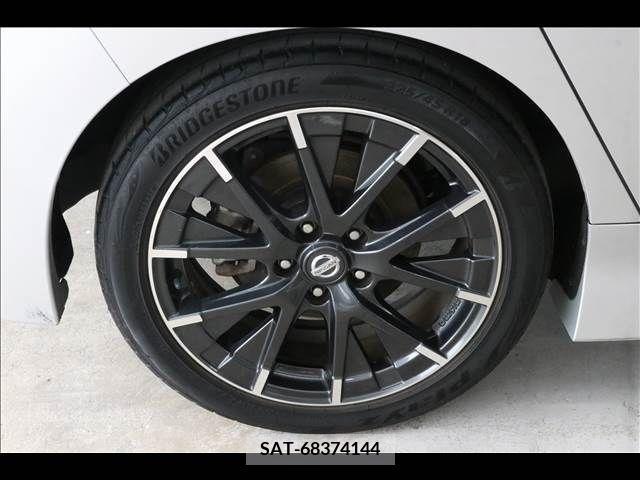 Nissan LEAF 2019-02 256104-15