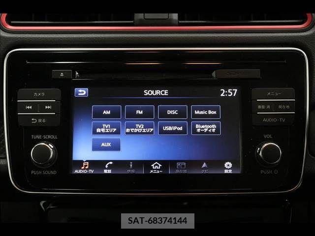Nissan LEAF 2019-02 256104-6