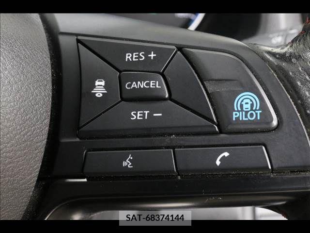 Nissan LEAF 2019-02 256104-2