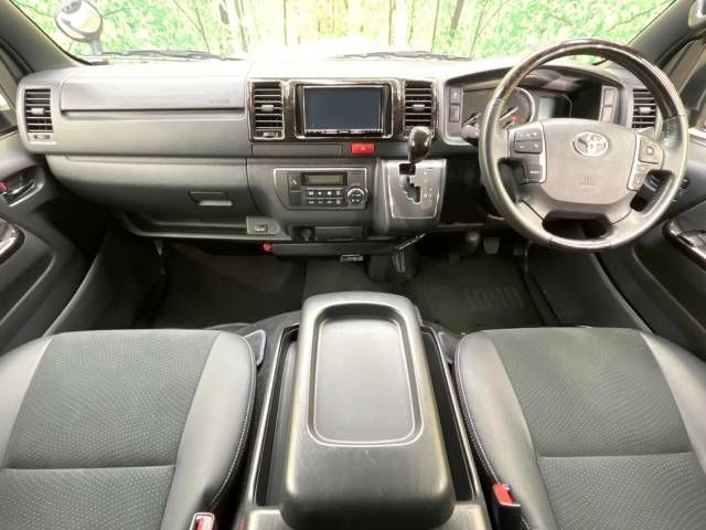 Toyota HIACE VAN 2020-11 183095-1